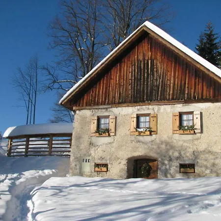 Etno House Gostece- With Finnish Sauna Dom wakacyjny