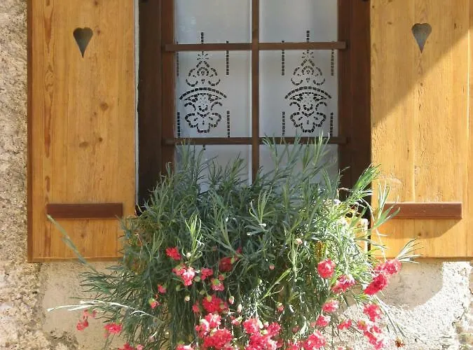 Vakantiehuis Etno House Gostece- With Finnish Sauna